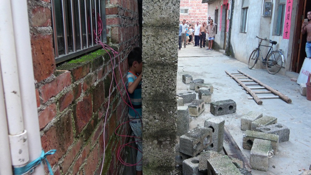 เด็กเล่นซ่อนแอบ